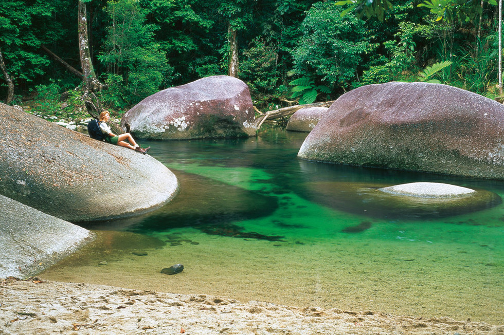 Babinda Boulders