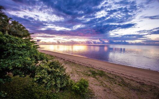 King Reef Resort Beachfront