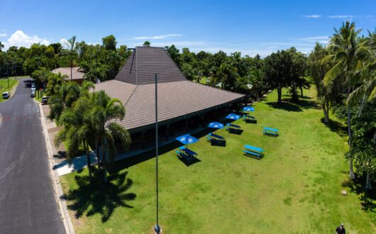 King Reef Resort Pub